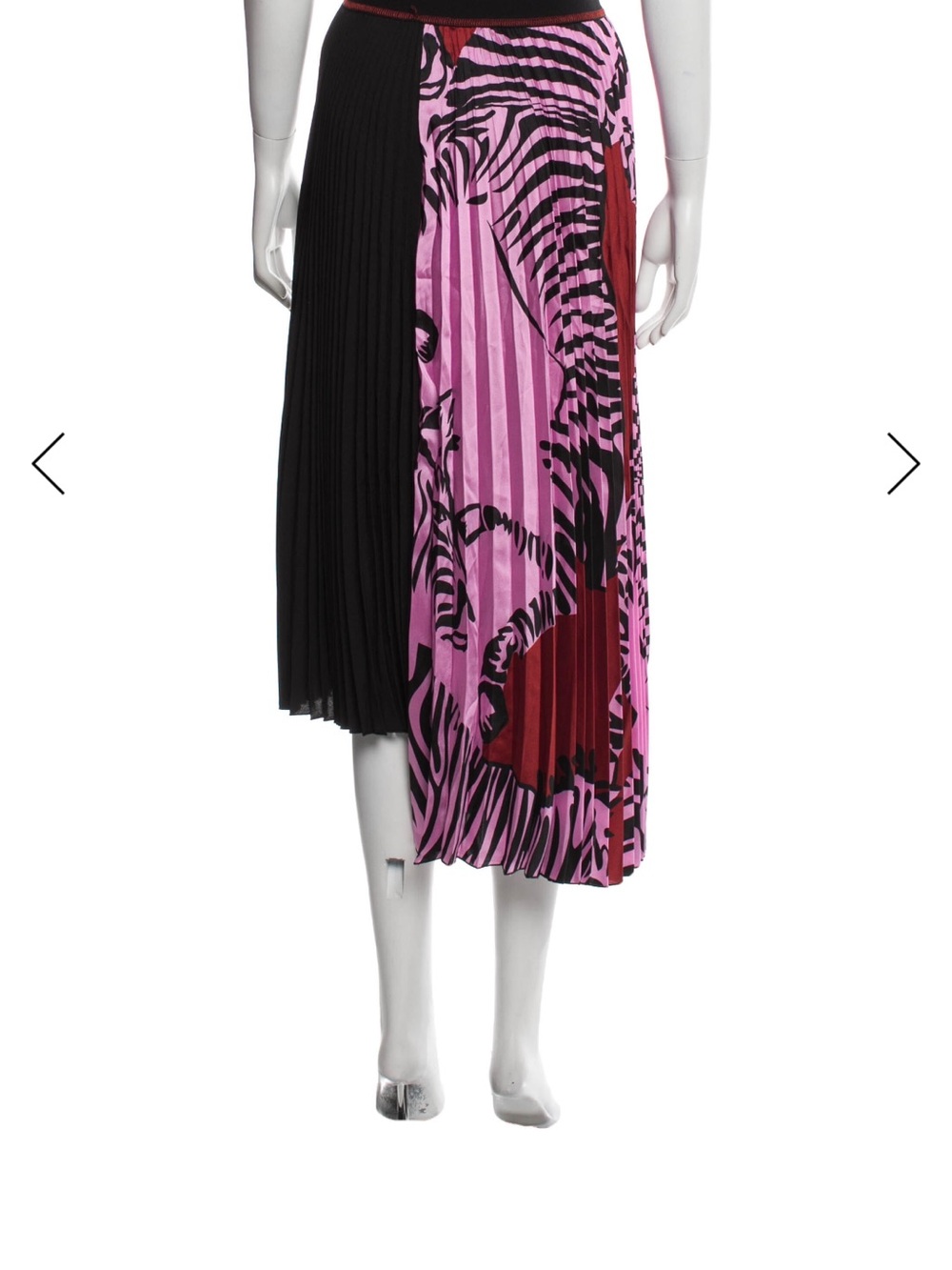 Colorblock Pleated Midi Skirt in Pink and Black